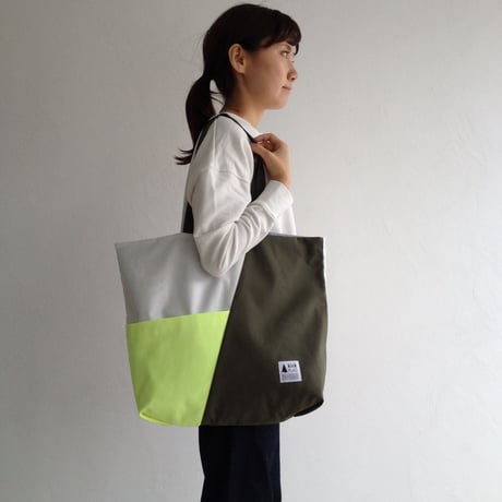 【kick FLAG】FLAG BAG(カーキ×イエロー)