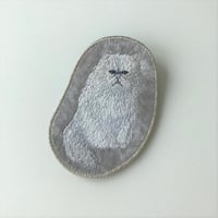 【cikolata】猫刺繍ブローチ(グレー)