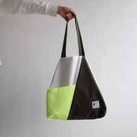【kick FLAG】FLAG BAG(カーキ×イエロー)