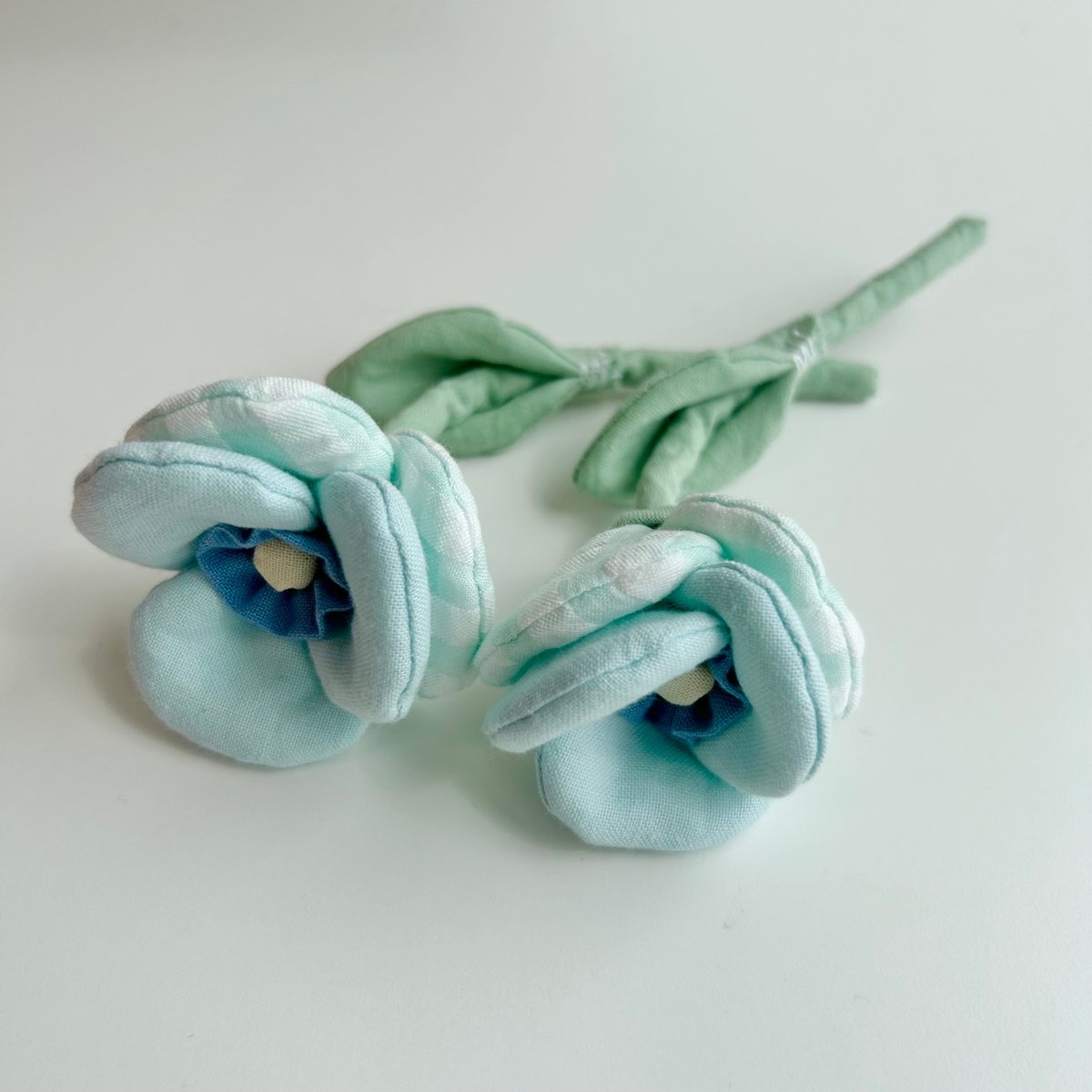 藤色】 パンジーの布花・みずいろ | Gumee