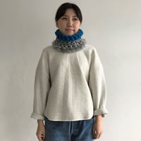 【proef】AMO  フェイクファー付きスヌード(Grey&Blue)