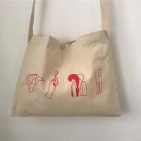 【いとうひでみ】サコッシュ(ナチュラル地×レッド)