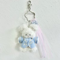 【Maison tugu】くまちゃんキーホルダー (おはなの金具)