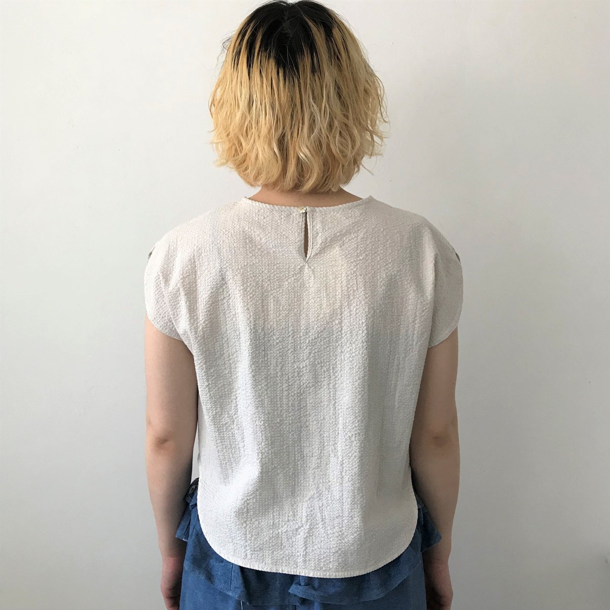 チコラータのブラウス