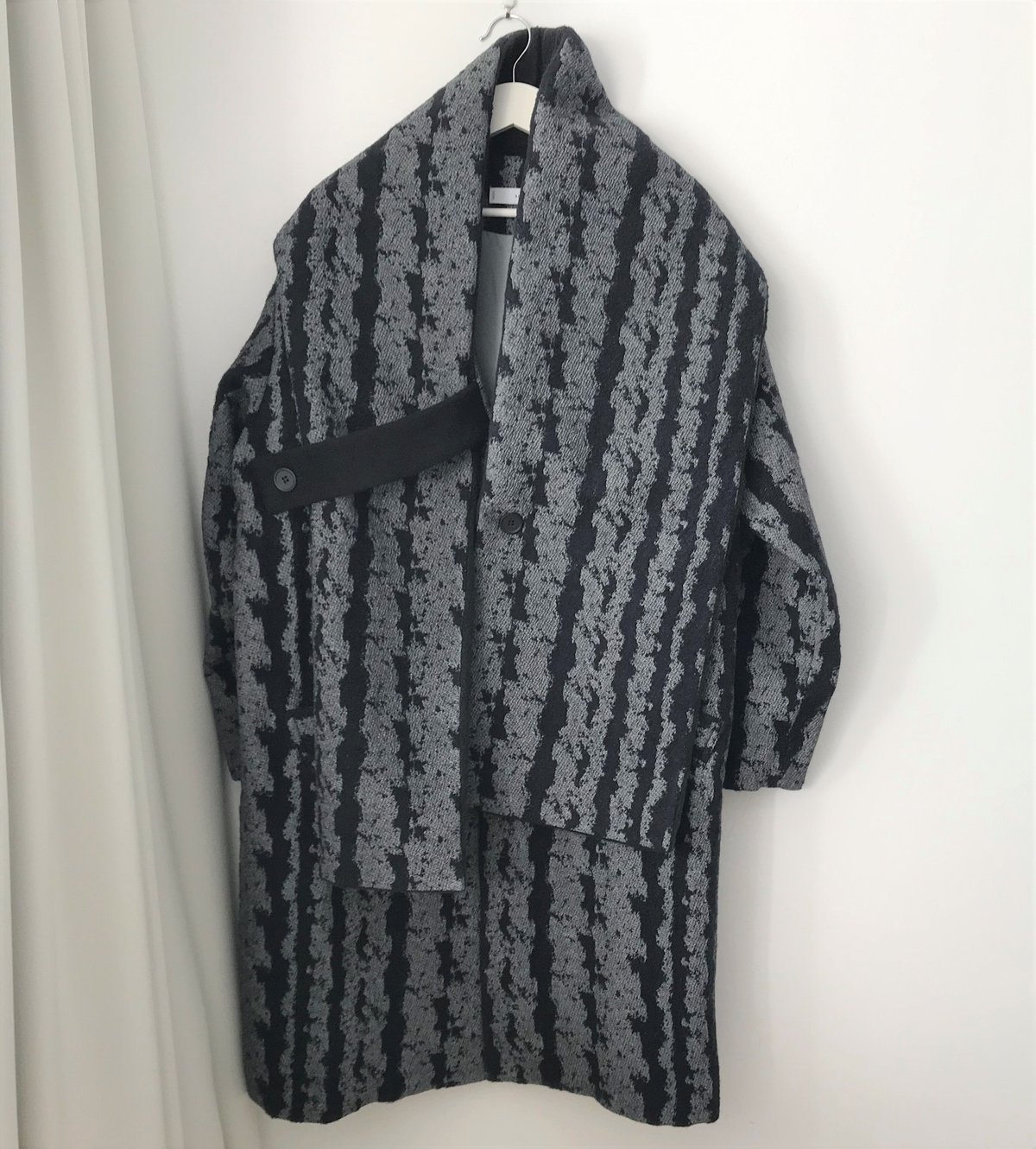 スニュウ マフラー付きコート fit=scale-down,w=1200