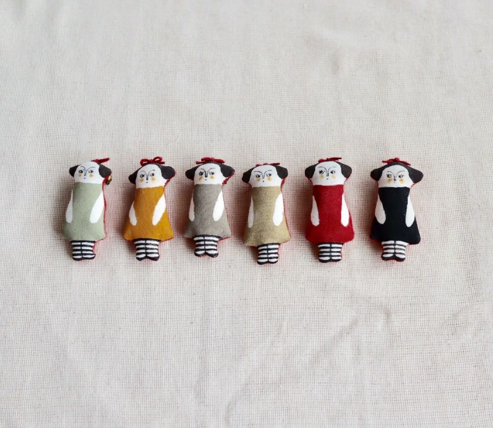 フランソワーズちゃんminiブローチ（レッド） | le sac. online shop