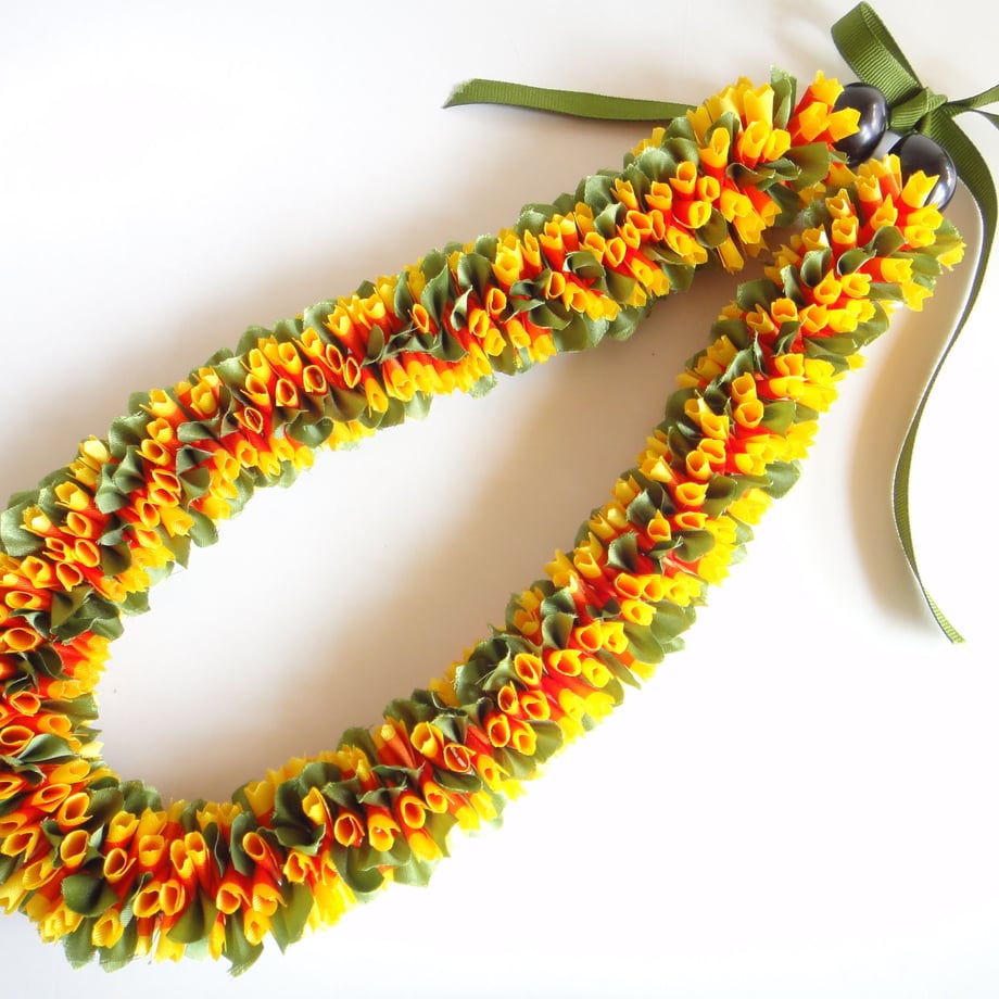 Firecracker Lei AlohaMakani ～Hawaiian Ribbon...