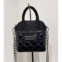 予約商品!MAISON MAVERICK PRESENTS メゾンマヴェリックプレゼンツ2026aw63MC9027 Quilted Mini Hand Bag