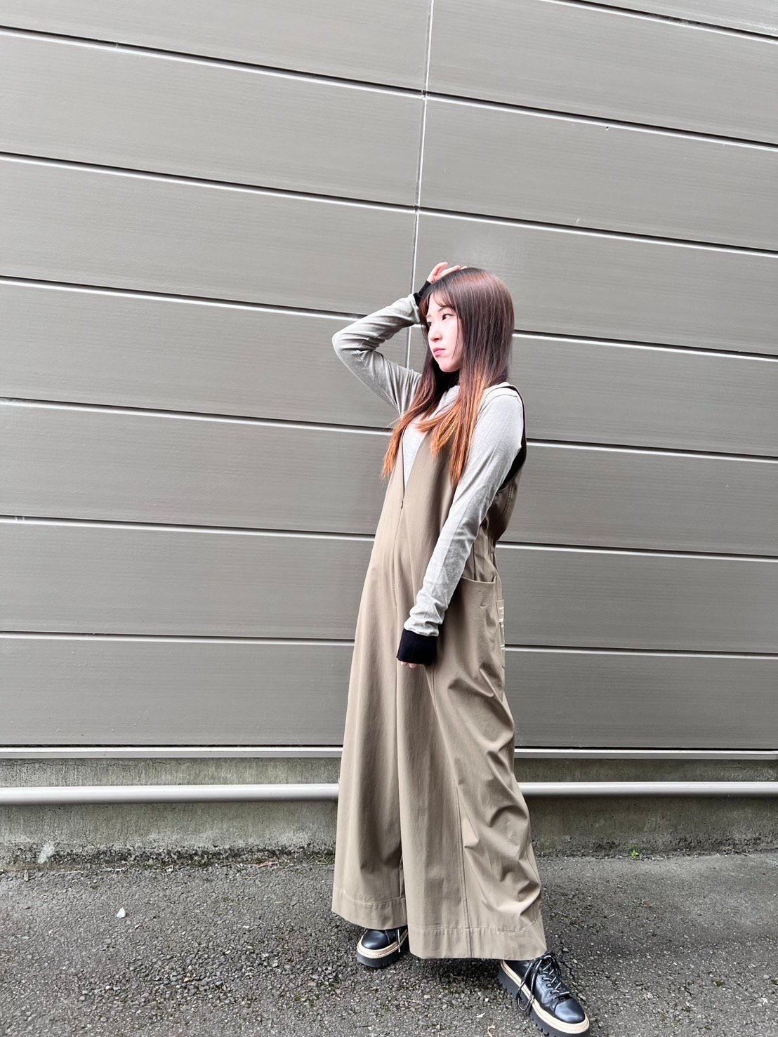 週末限定お値下げ　新品　ayane サロペット レディース ブラック　38 ayane 深Vサロペット 815331 〜ayane〜 | selectshop nonf