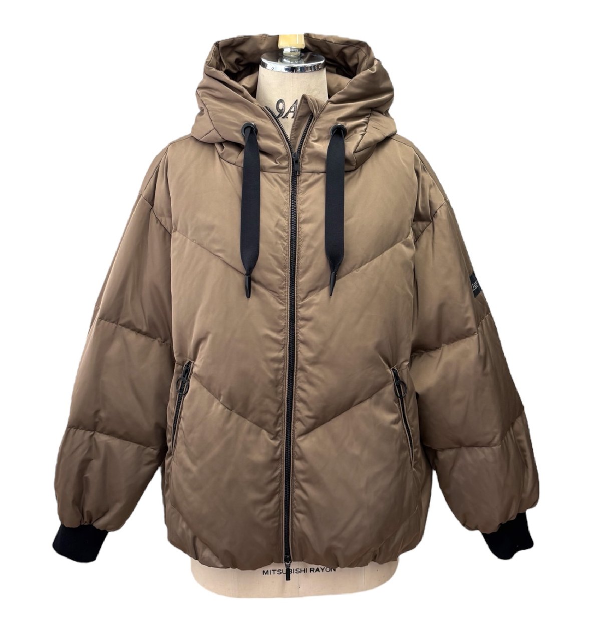 新品2025W【ayane】コクーンダウン フード付ダウンジャケット 2025a コクーンダウン 855701 〜ayane〜 | selectshop nonf