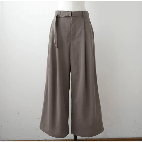 TAFFETA TWO TUCK WIDE PANTS〜MANON〜