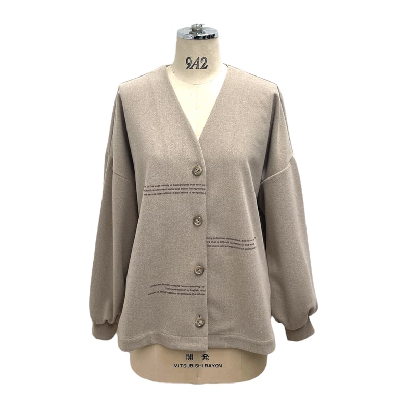 エアリーニードルロゴプリントカーディガン 895115 〜ayane