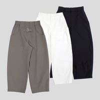 カーブパンツ　～srieee/シュリ-〜