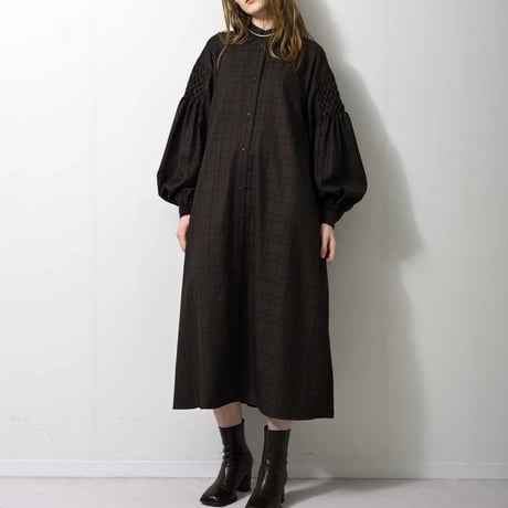 Smocking Sleeve Dress SKU: H325309-3 ～herencia～