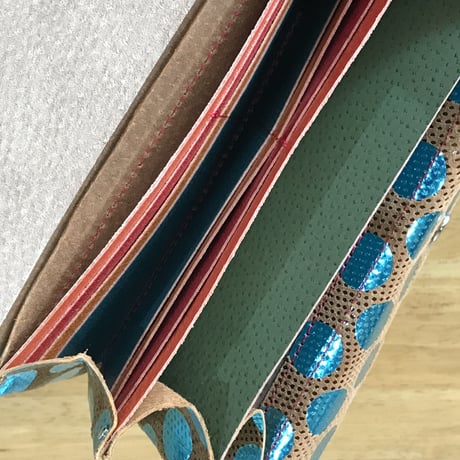 ドットレザーロングウォレット【Dot Leather Long Wallet 】blue/ブルー　～carmine～