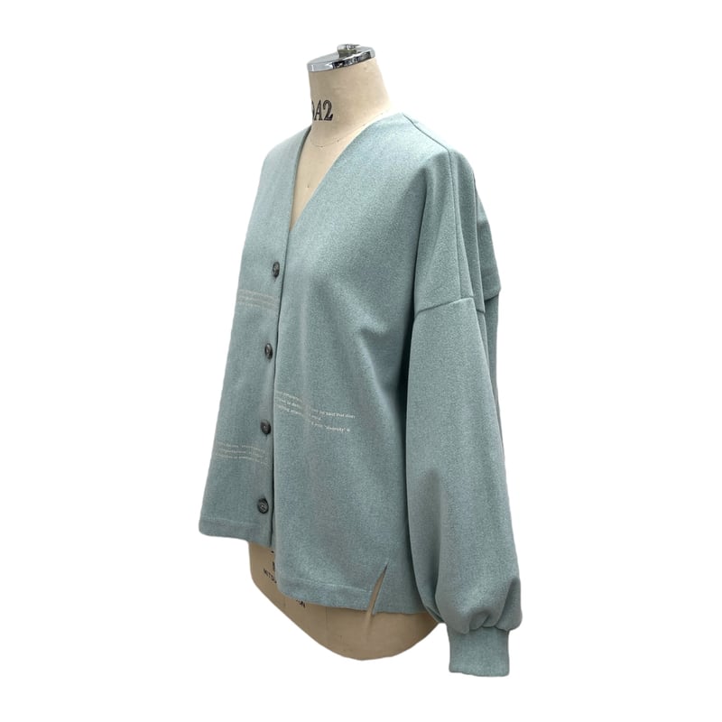 エアリーニードルロゴプリントカーディガン 895115 〜ayane