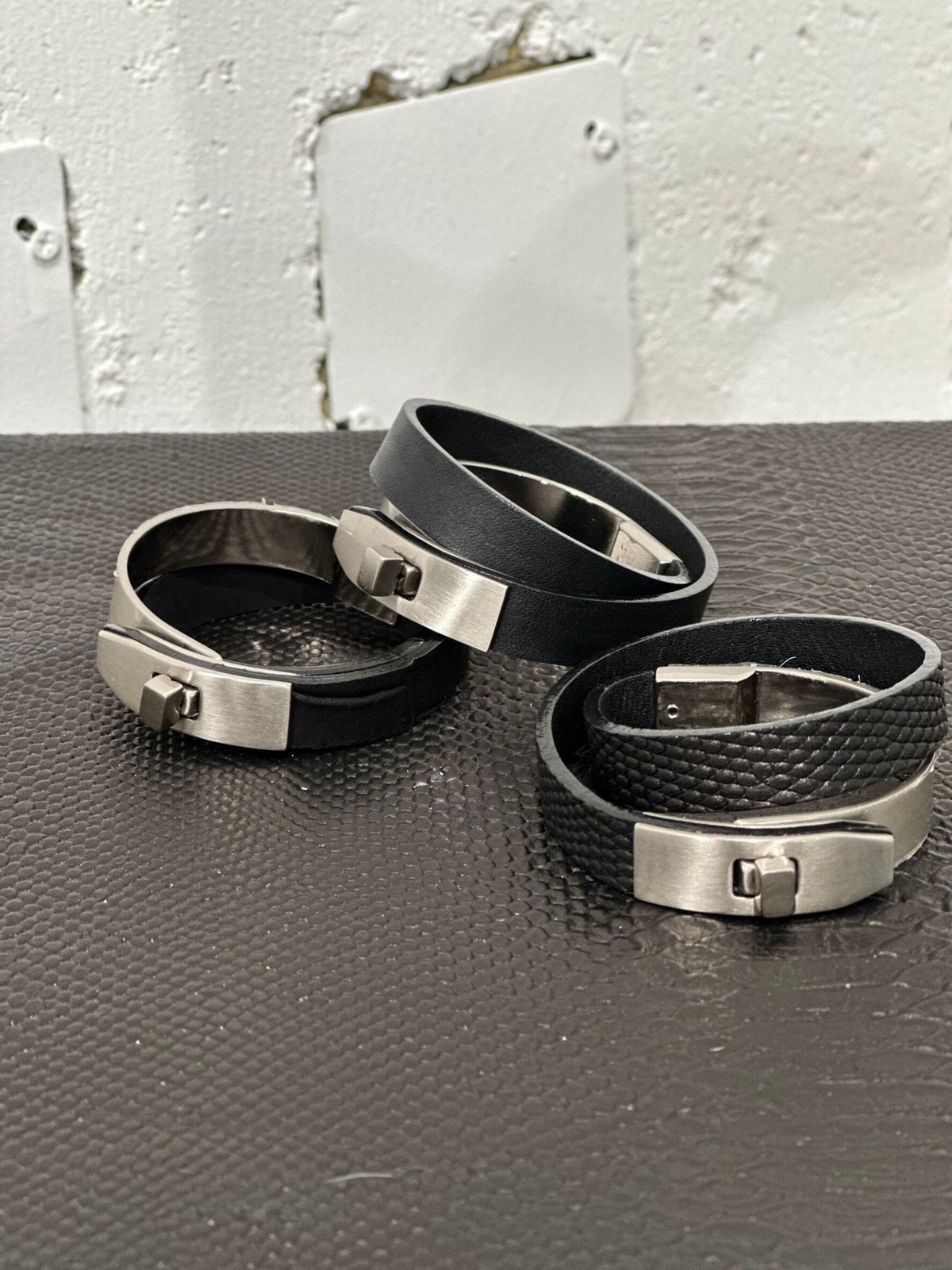 M.U.L. エムユーエル バングル ブレスレット MUL デニムレザー 楽天市場】【正規販売店】 M.U.L. エムユーエル ブレスレット M