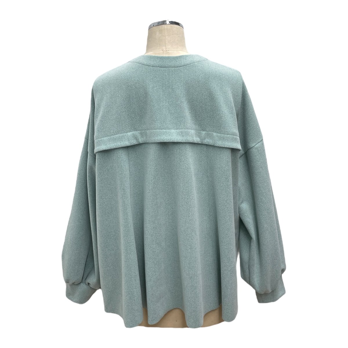 エアリーニードルロゴプリントカーディガン 895115 〜ayane