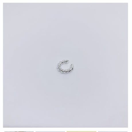 Twist Ear cuff　BREC-039　~ BLUE RANK~