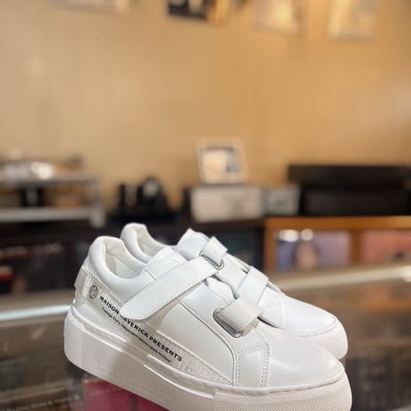 MAISON MAVERICK PRESENTS メゾンマヴェリックプレゼンツ　Velcro designマジックテープデザイン  MS2442 ホワイト