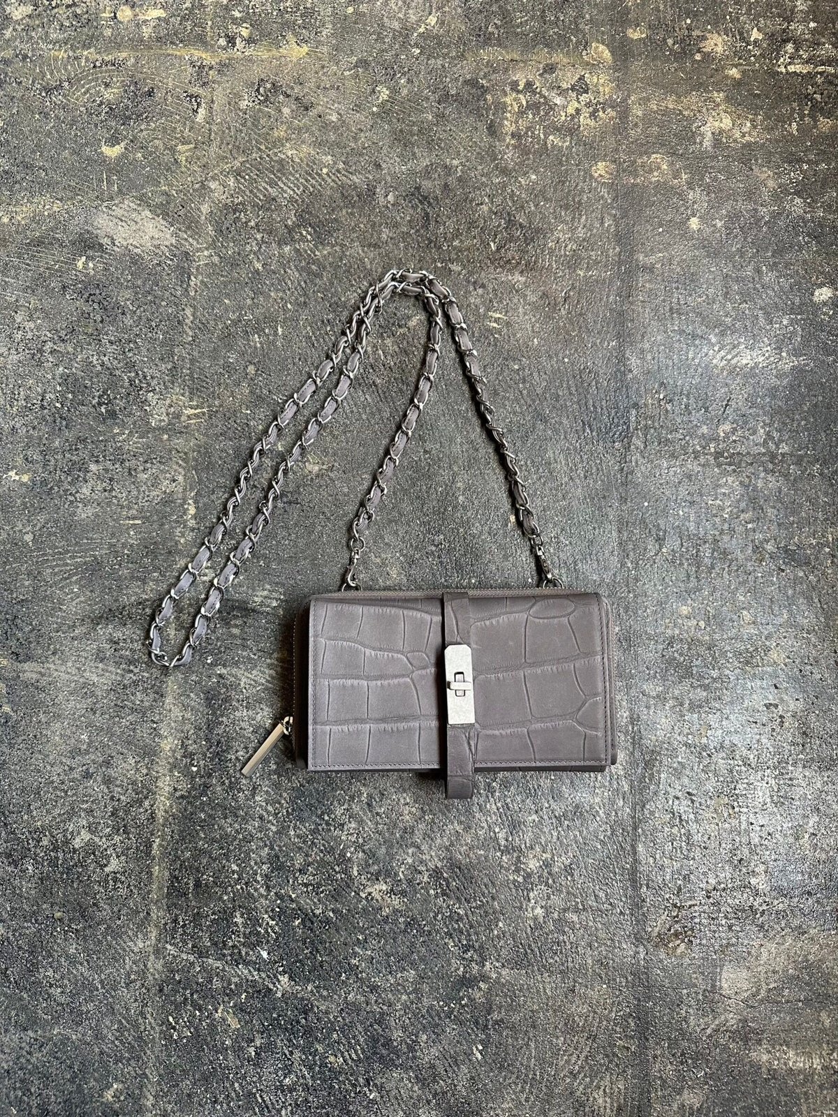 予約商品！ M.U.L stud series ウォレットショルダー 灰グレー（限定  