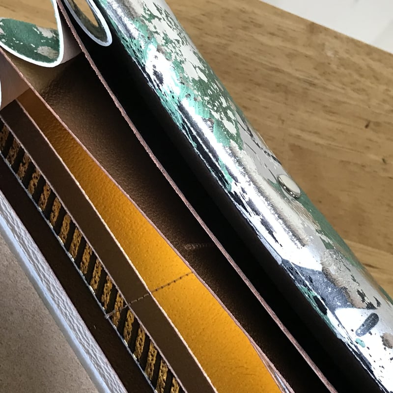 New! レザー ロングウォレット リキッド【Leather Long Wallet Liqu