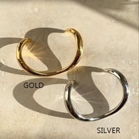 Volume Curve Bangle  BRB-21016~ DeWLuX ~