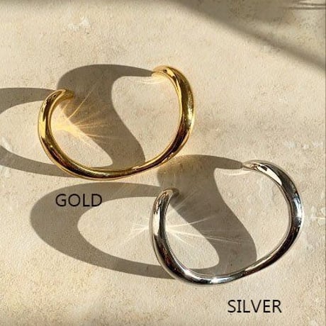 Volume Curve Bangle  BRB-21016~ DeWLuX ~