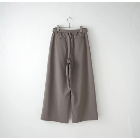 TAFFETA TWO TUCK WIDE PANTS〜MANON〜