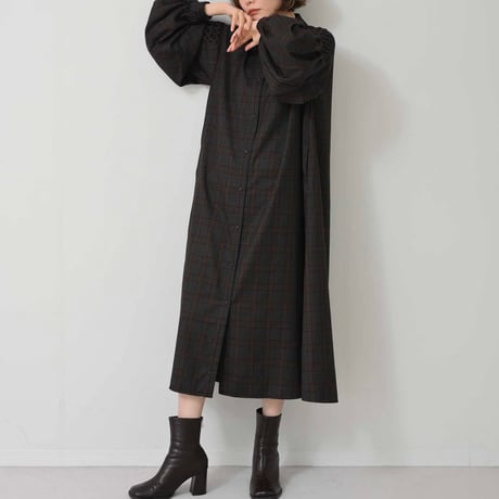 Smocking Sleeve Dress SKU: H325309-3 ～herencia～