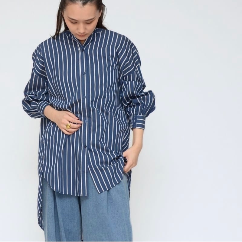 Séfr アイボリー 長袖シャツ バックプリーツ これぞ大人シャツ