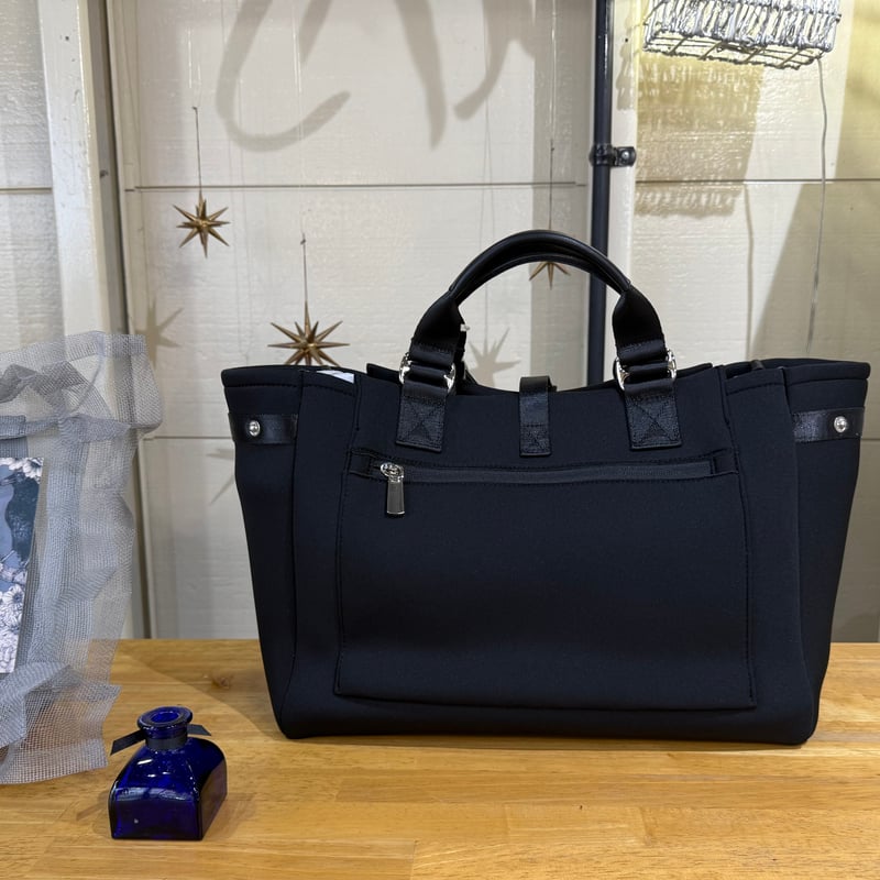 【新品未使用】UN3D.  2wayフォールドワイドバッグ　グレー UN3D.（アンスリード）の「2WAYフォールドワイドバッグ（トートバッグ