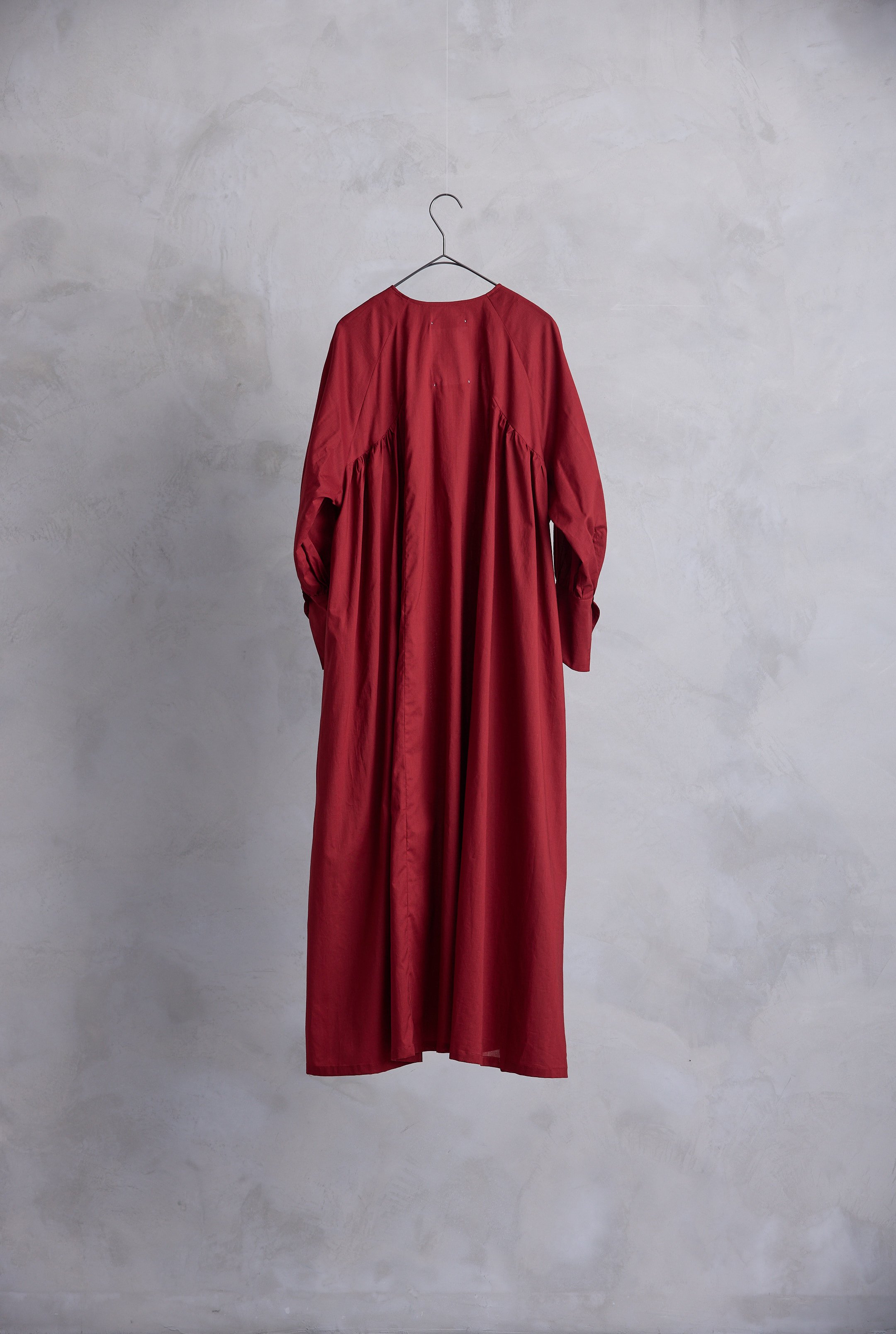沈黙の音色 Collarless Half-placket shirt dress | the
