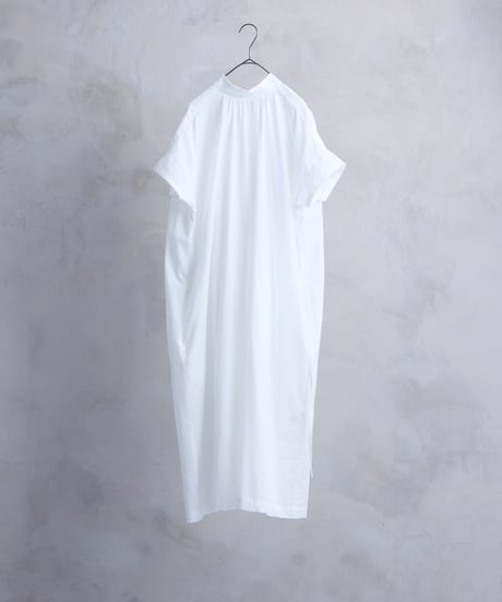 静寂の欠片 Half sleeve back-opened dress
