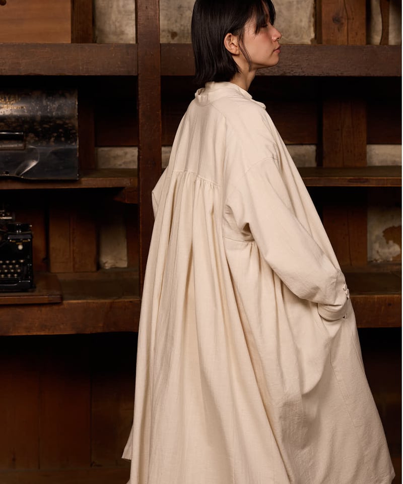 the last flower 単調な空間 Hand smocking bloues 定価53900円 ブラウス シャツ 25AW ブラック レディース ザラストフラワー【中古】5-1014M♪ 楽天市場】the last flower 単調な空間 Hand smocking bloues 定価