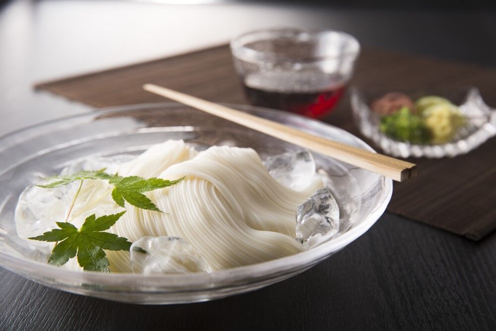 三輪の神杉（木箱入り）2.7kg（54束） | 三輪素麺工業協同組合公式ストア