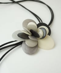 【NODOVA】レザーネックレスFLOR