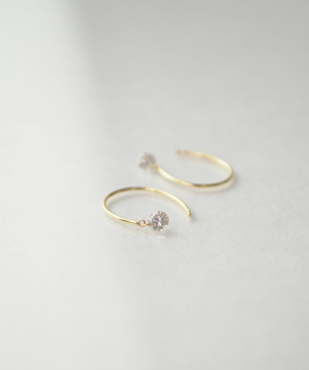 anq. アンク K18 Peti ダイヤピアス anq.」K18・Peti ダイヤピアス（ピアス（両耳用））｜anq