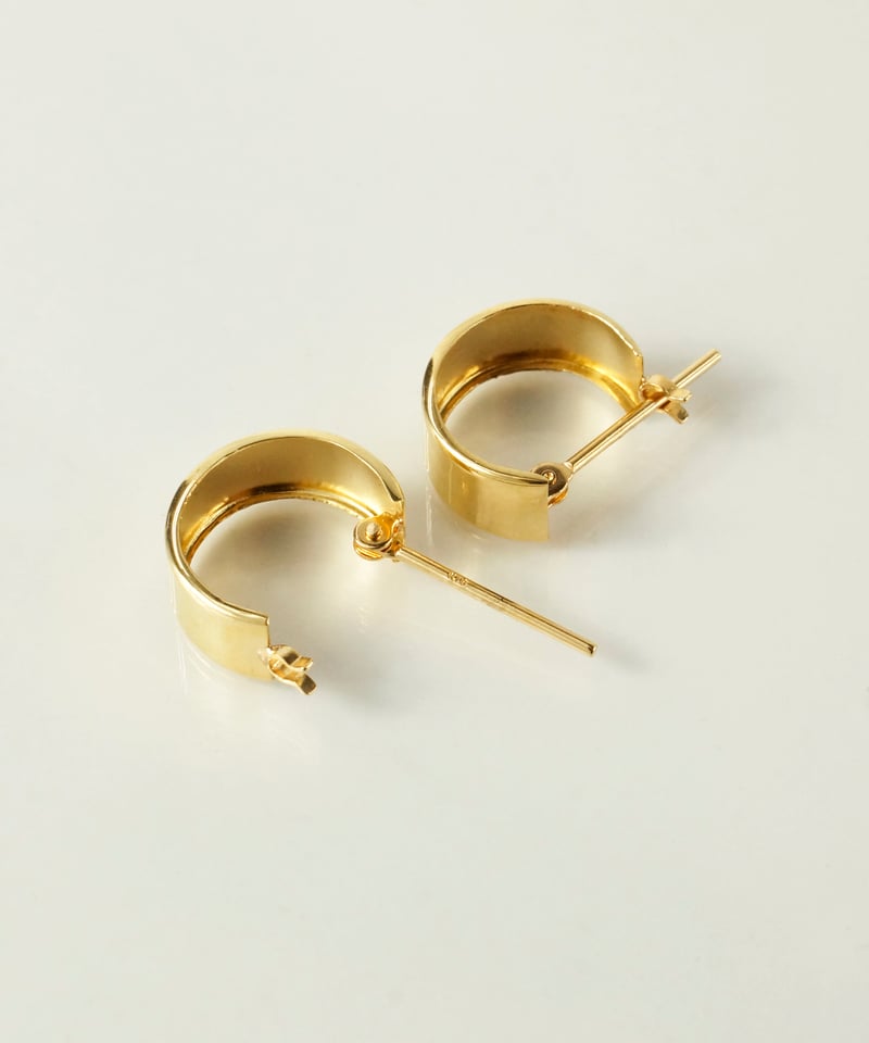 anq.】K10・ミドル フープピアス | KU-CROISSANT 公式オンラインストア