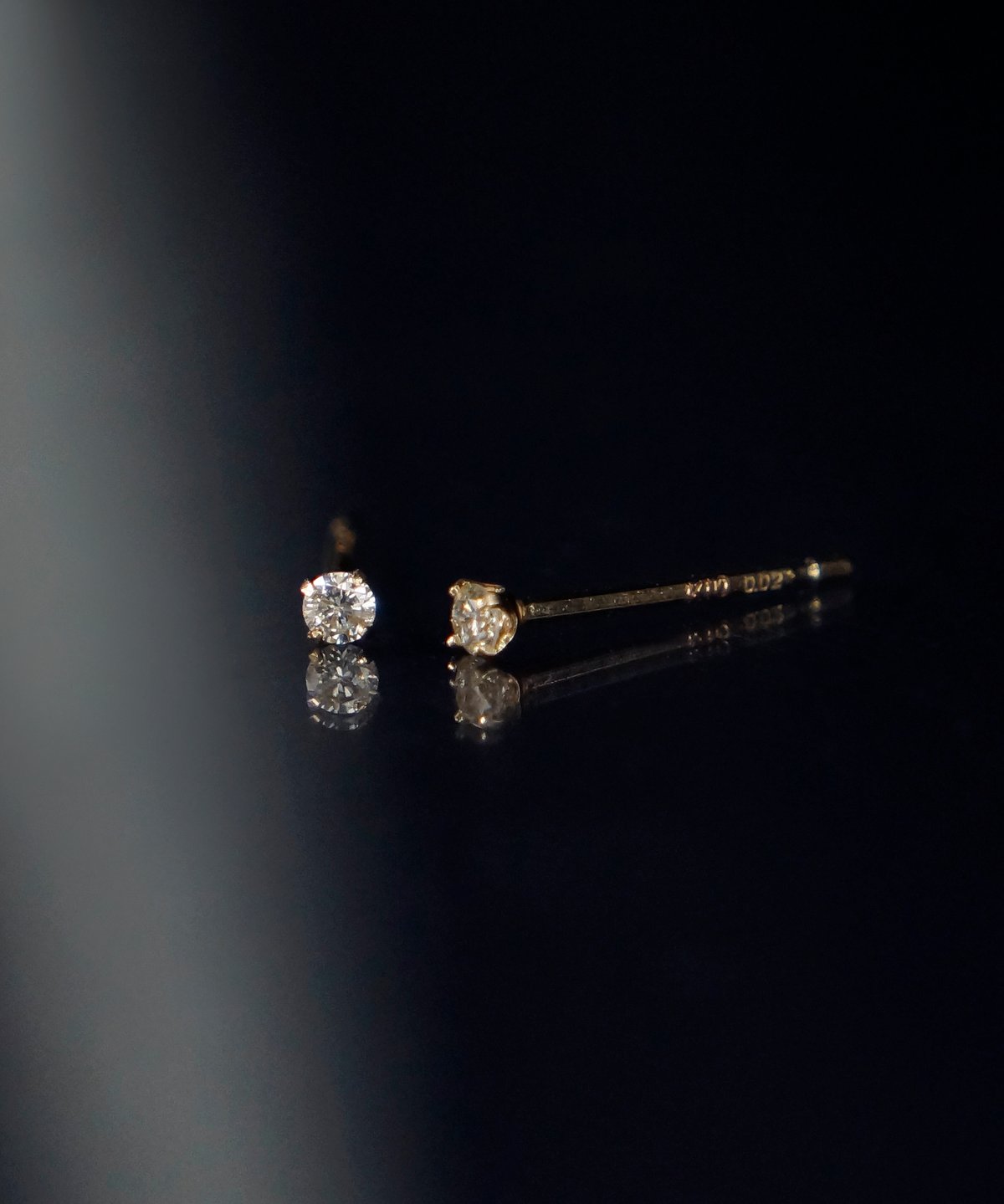anq.】K10・Prong Setting 0.04ct ダイヤモンド ポストピアス |