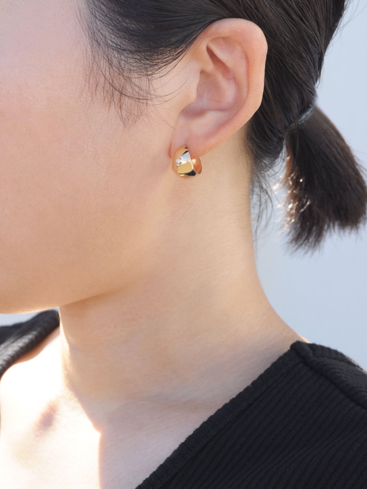 【anq.】K10・0.04ct ダイヤモンド ルナ ピアス