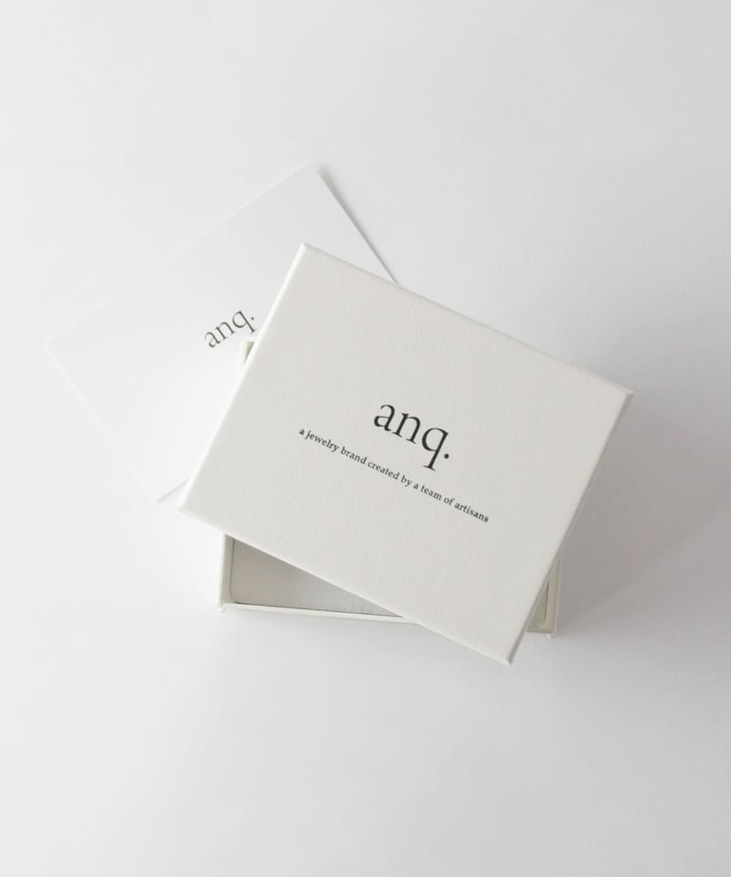 anq.】K10・ペアシェイプバースタッドピアス(グリーンアメシスト) | KU