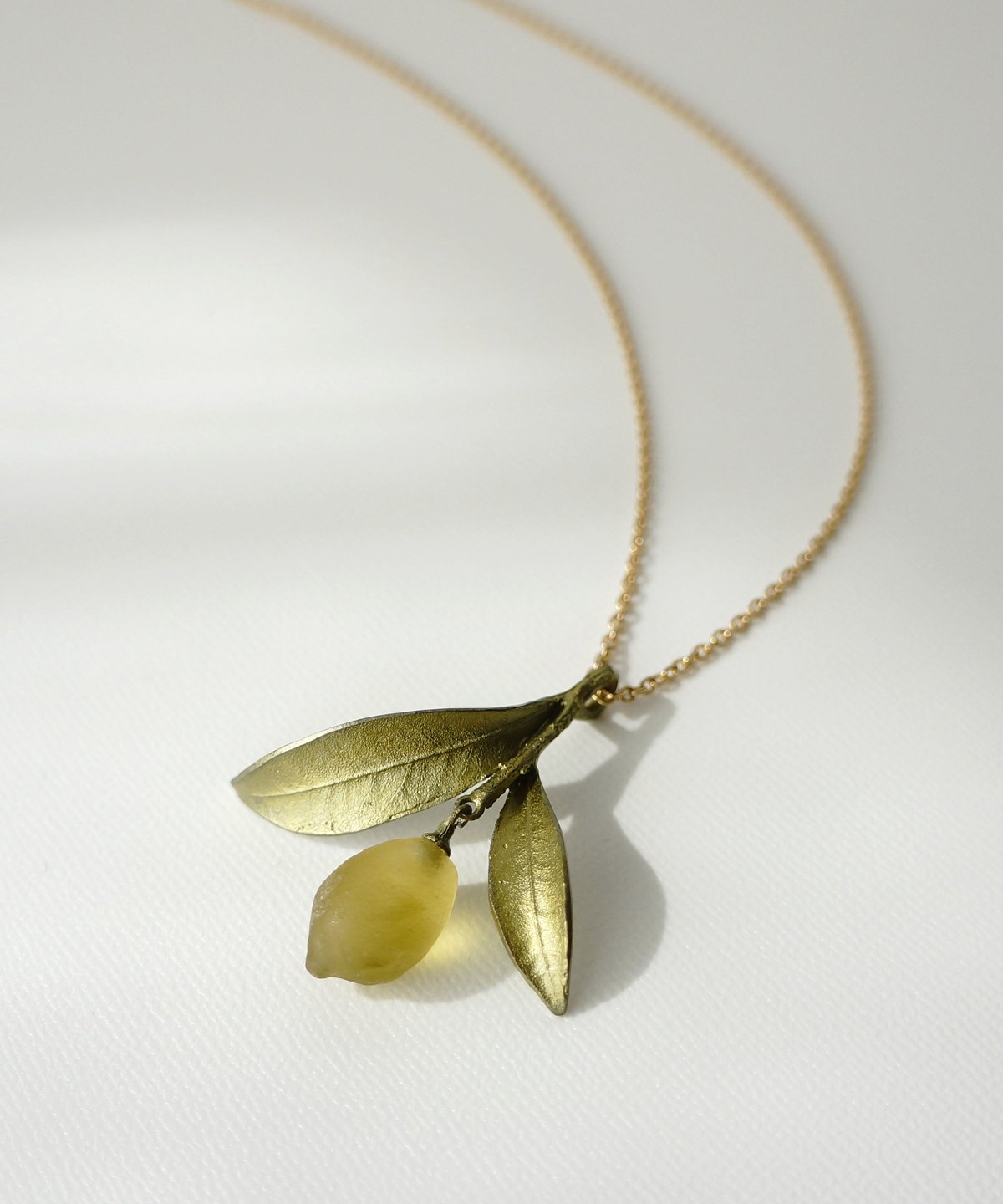 MICHAEL MICHAUD ラズベリー ネックレス