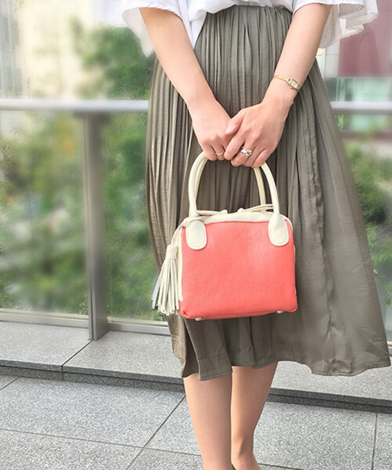 Cilili ブラウンレザー ハンドバッグ Elise ラージトップハンドルバッグ - ブラウン - JW PEI Japan Official