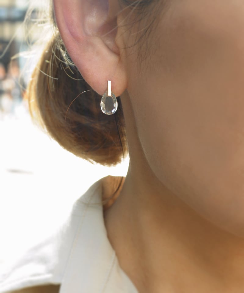 anq.】K10・ペアシェイプバースタッドピアス(グリーンアメシスト) | KU