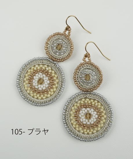【VIDA DULCE】ハンドクラフトビーズ　ピアス