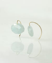 【anq.】K10・天然石 OneStoneピアス アクアマリン