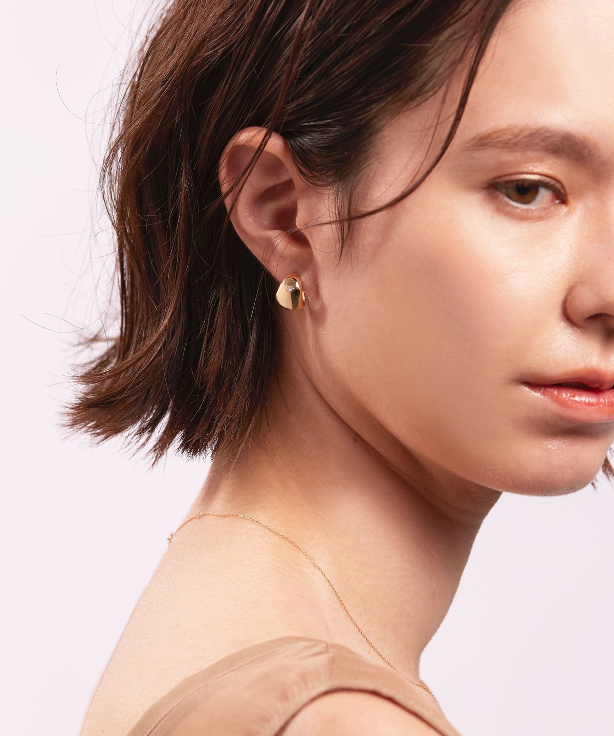 【anq.】K10・0.04ct ダイヤモンド ルナ ピアス