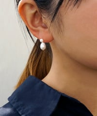 anq.」K10・ルナ リトルピアス(片方だけ) anq.】K10・ルナ リトル