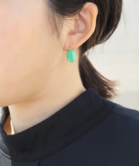 未使用 anq. K10 グリーンアメシスト dropcut サークルピアス anq.」K10・グリーンアメシスト dropcut サークルピアス（ピアス